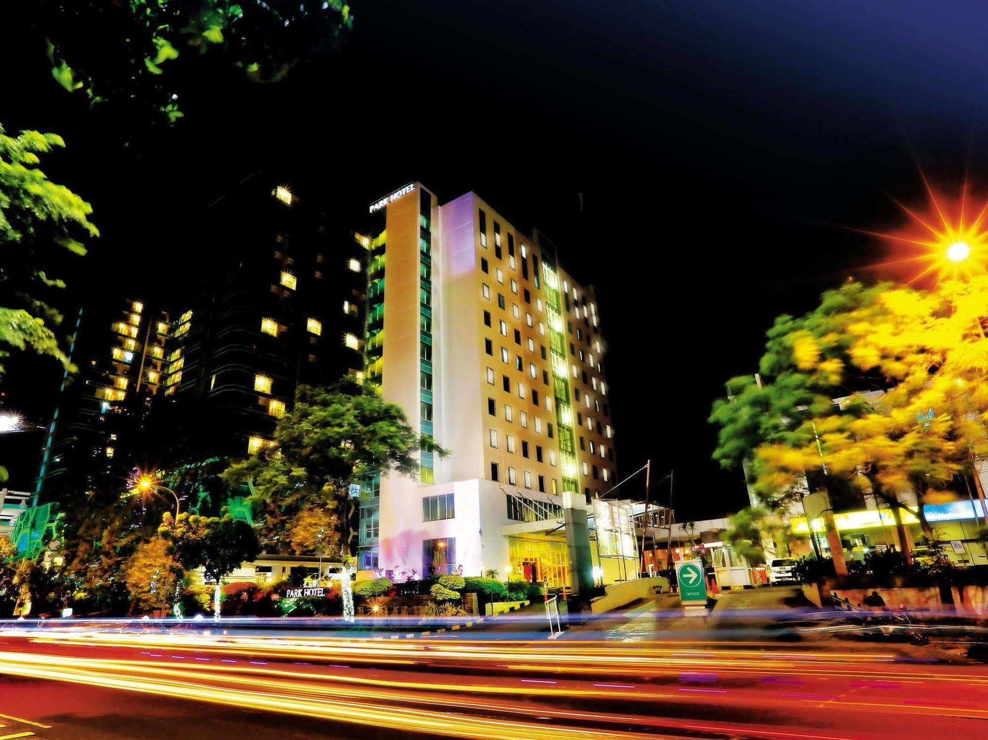 Park Hotel Cawang Yakarta Exterior foto