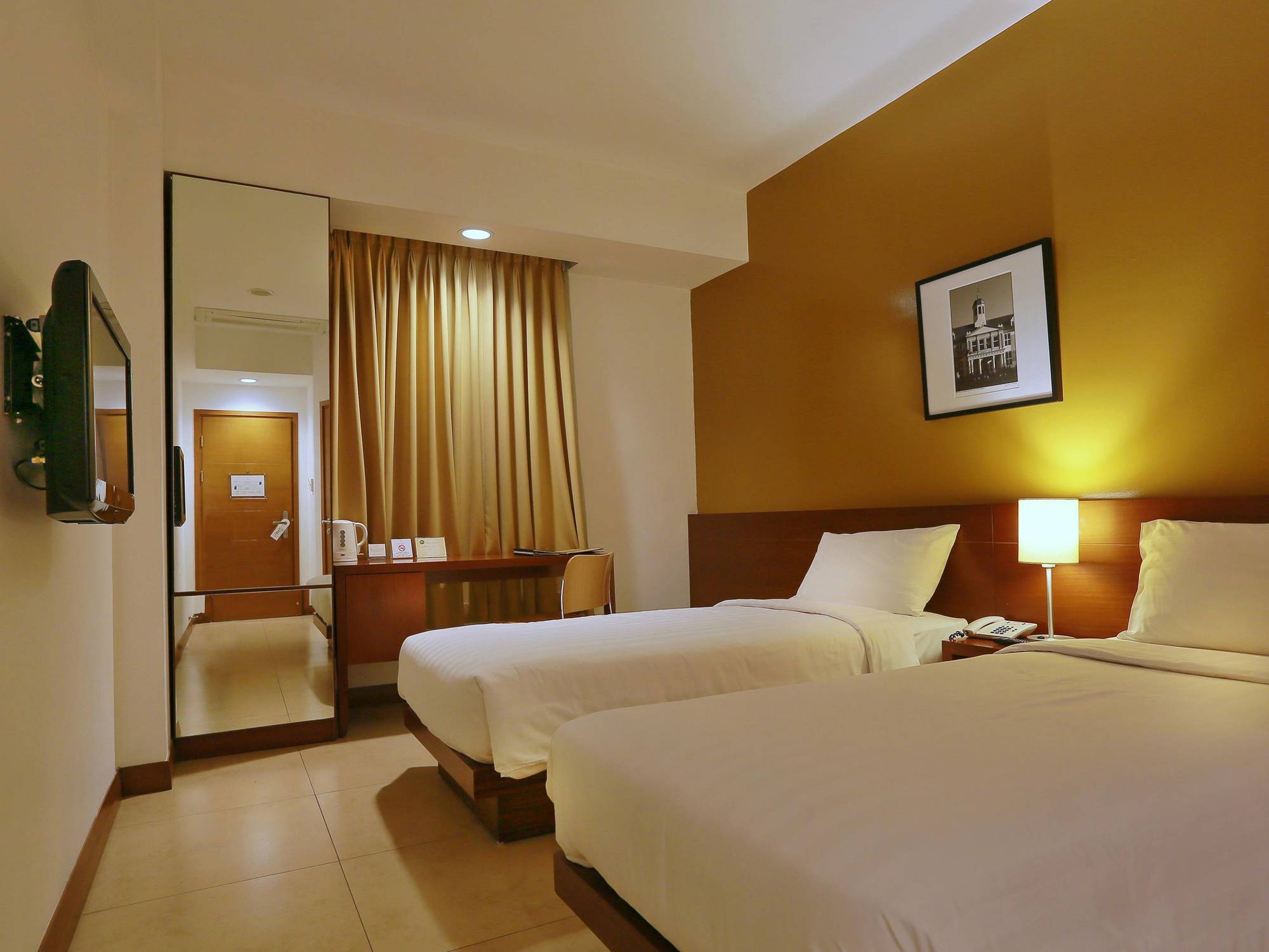 Park Hotel Cawang Yakarta Exterior foto
